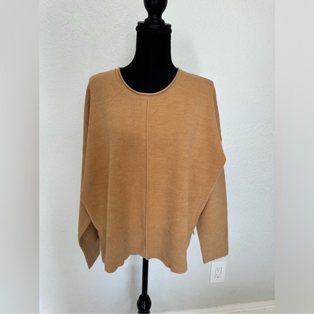 FRENCH CONNECTION New never worn! Women's Tan Sweater